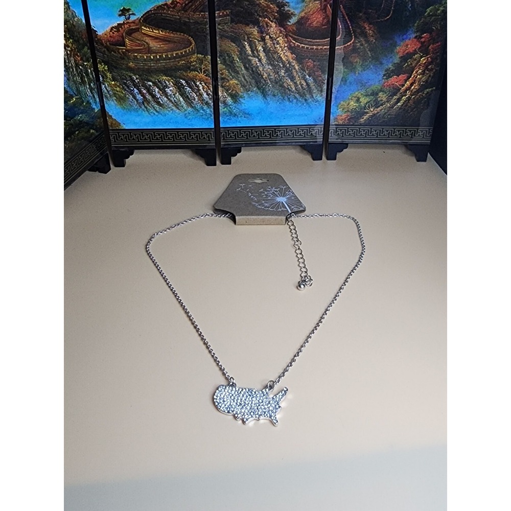 NEW United States‎ Crystal Encrusted Silver Necklace America Patriot FREE $HIP!! - Picture 3 of 5